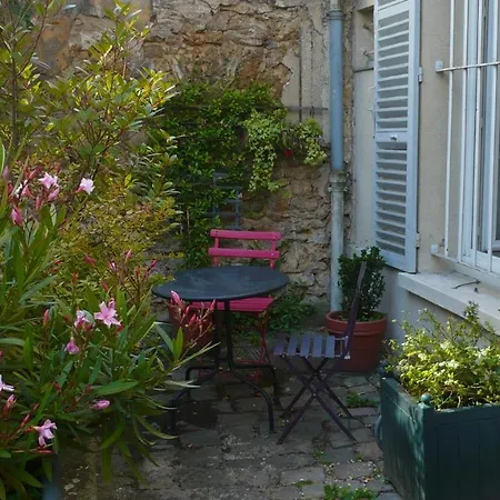 Le Petit Mansart Apartment Versailles Exterior photo